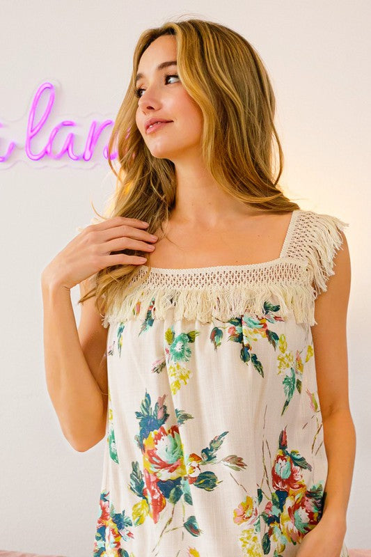 Floral Linen With Fringe Lace Sleeveless Top