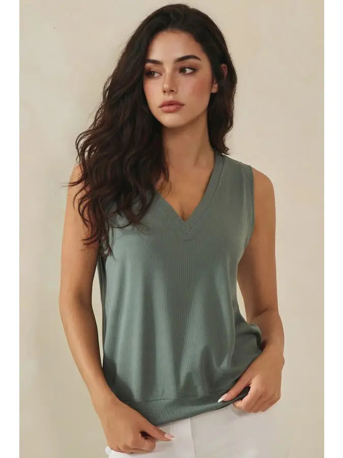 Luxeair Ribbed Relaxed V-Neck Tank Top