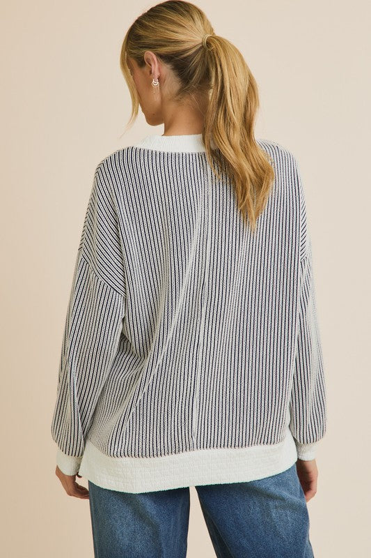 Long Sleeve Contrast V-Neck Top