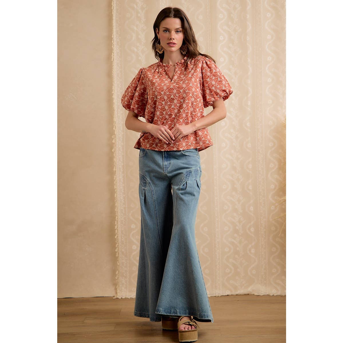WOMEN RUST COTTON EYELET PUFF SLEEVE BLOUSE