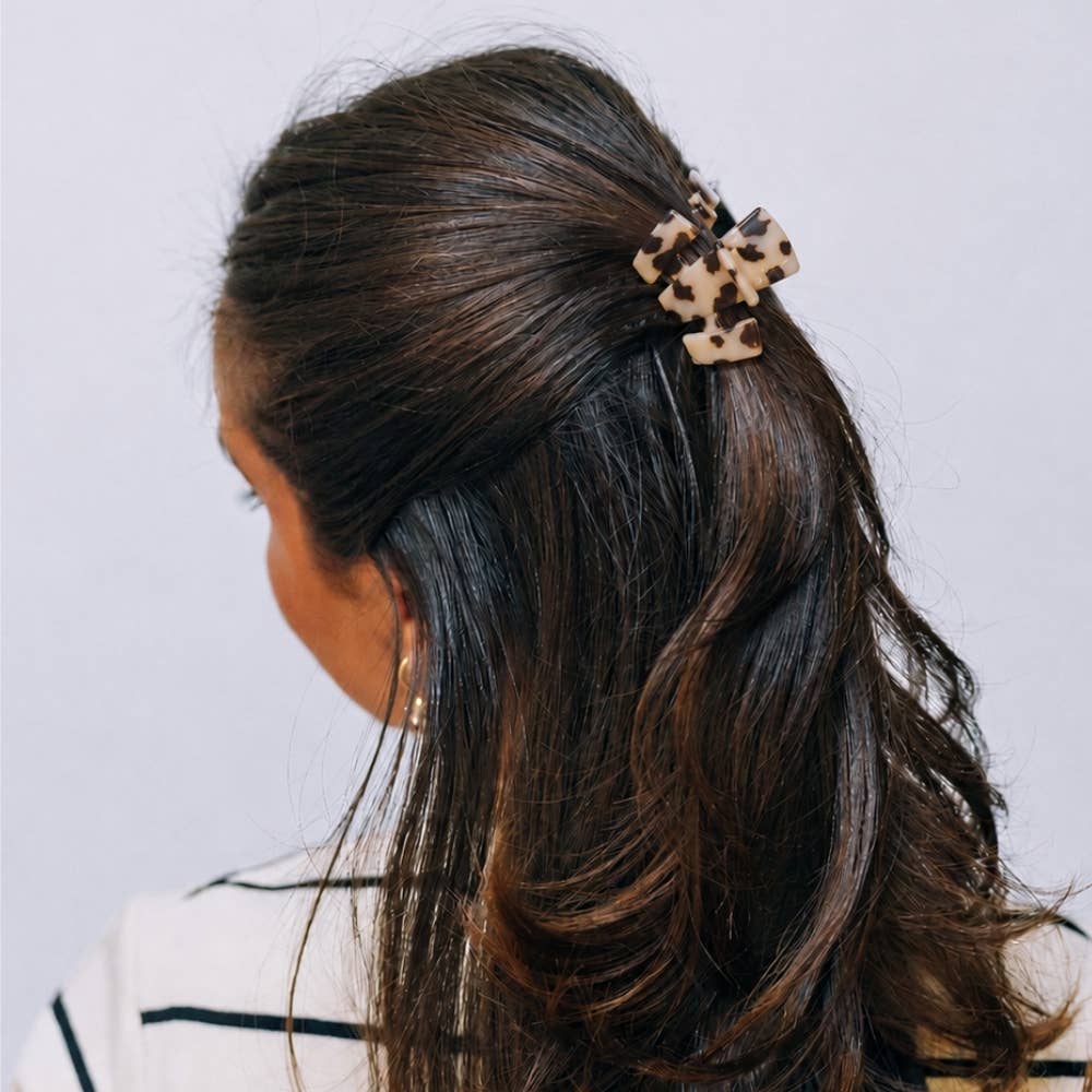 Classic | Blonde Tortoise | Petite Claw Clip