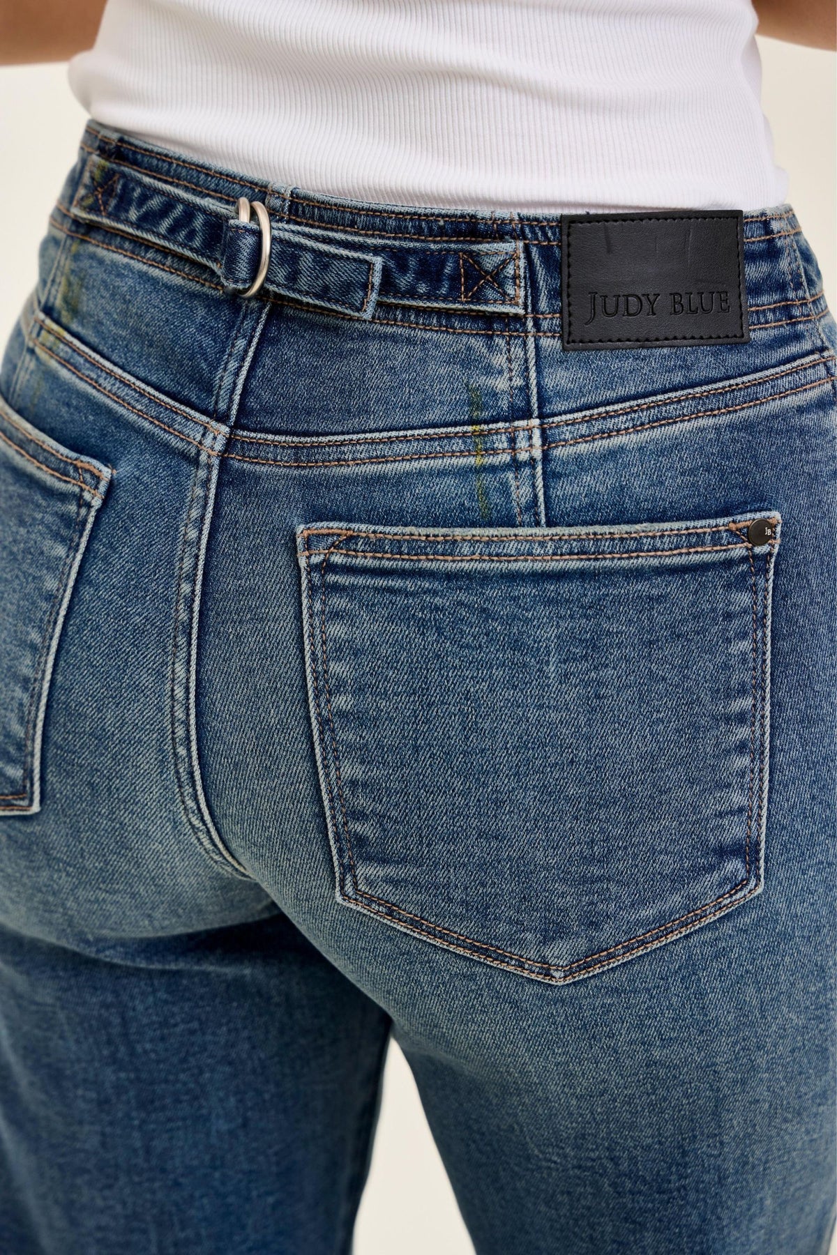 Judy Blue Midrise Boyfriend Jean