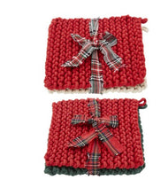 Load image into Gallery viewer, Christmas Crochet Potholder Set
