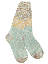 Load image into Gallery viewer, Weekend Gallery Textured Crew Sock
