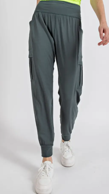 Butter Jogger with Side Pockets