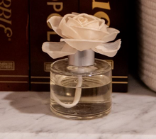 Load image into Gallery viewer, Sweet Grace Mini Flower Diffuser
