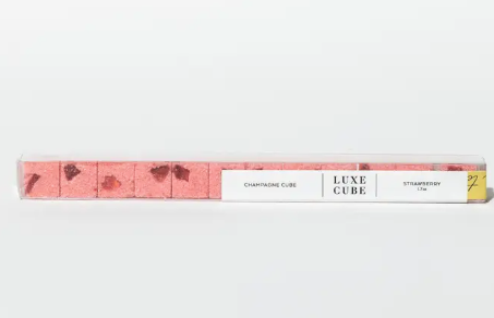 Luxe Mixology Cube Stick Strawberry