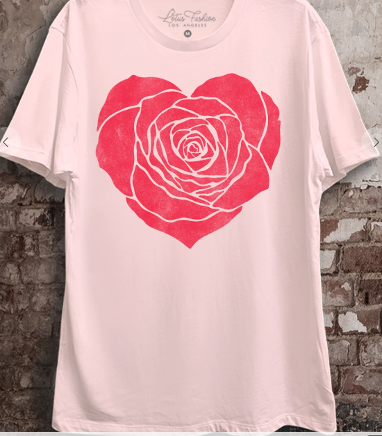 Short Sleeve Rose Heart Plus Graphic Top