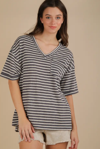 Oversized Stripe Casual V-Neck Knit Top