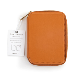 Saddle Passport RFID Wallet - 4x6in