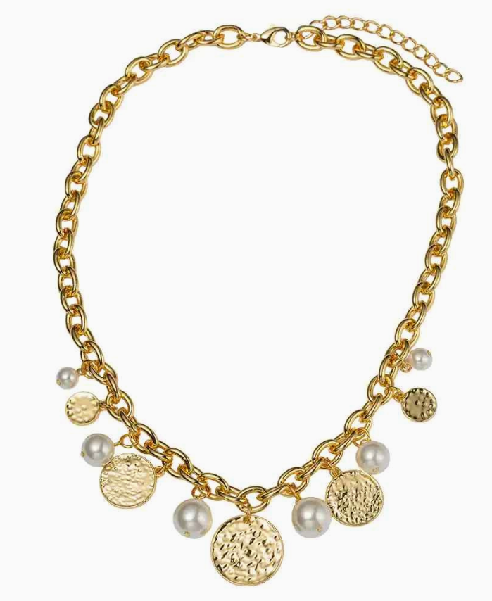 Gold Thick "O" Chain Necklace With Pearl
