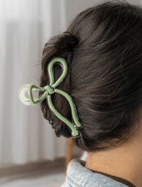 Very Demure Bow Hair Clip