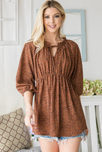 Load image into Gallery viewer, Half Sleeve Tunic Blouse
