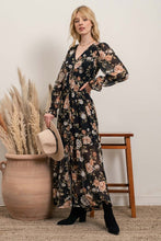 Load image into Gallery viewer, Button Up Maxi Dress
