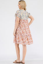 Load image into Gallery viewer, Flutter Sleeve Print Plus Dress
