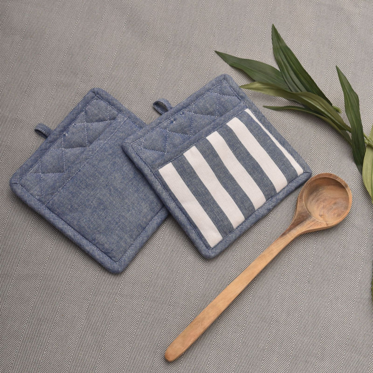 Yarn Dyed 100% Cotton Pot Holder - Set of 2