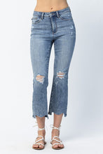 Load image into Gallery viewer, Cropped Distressed Hem Jean
