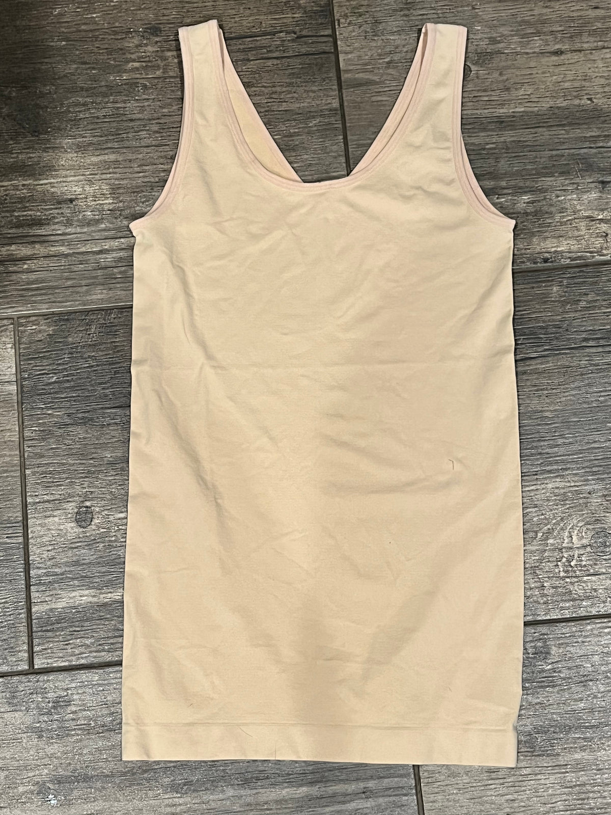 Reversible V or U Line Seamless Tank