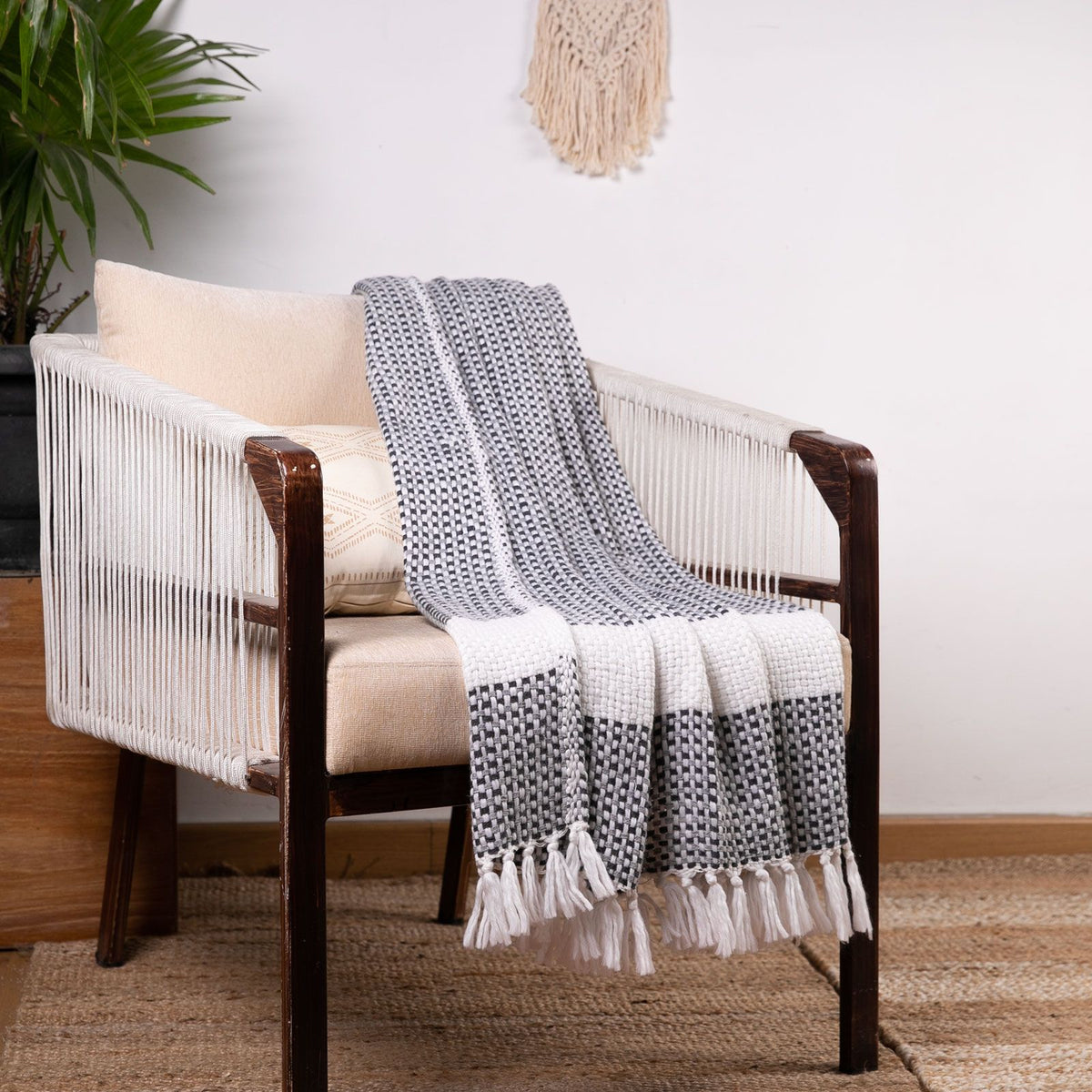 Handwoven 100% Cotton Gray Throw Blanket with Fringes